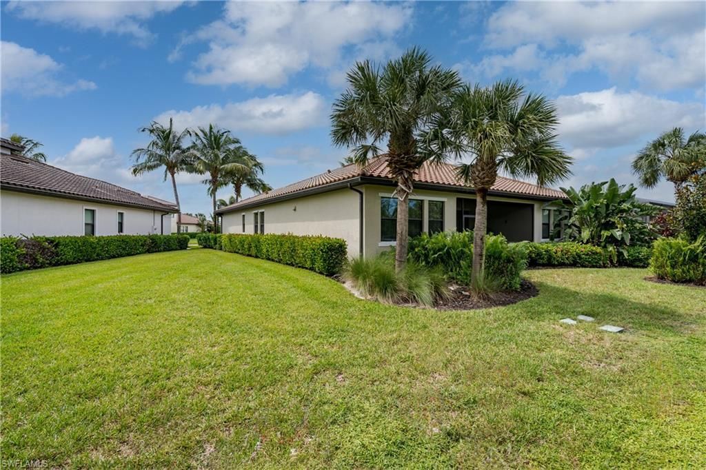 4664 Abaca Cir, Naples, FL 34119 Photo