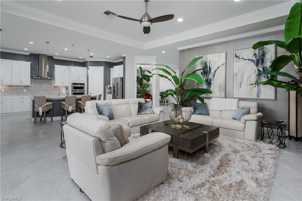 4664 Abaca Cir, Naples, FL 34119 Photo