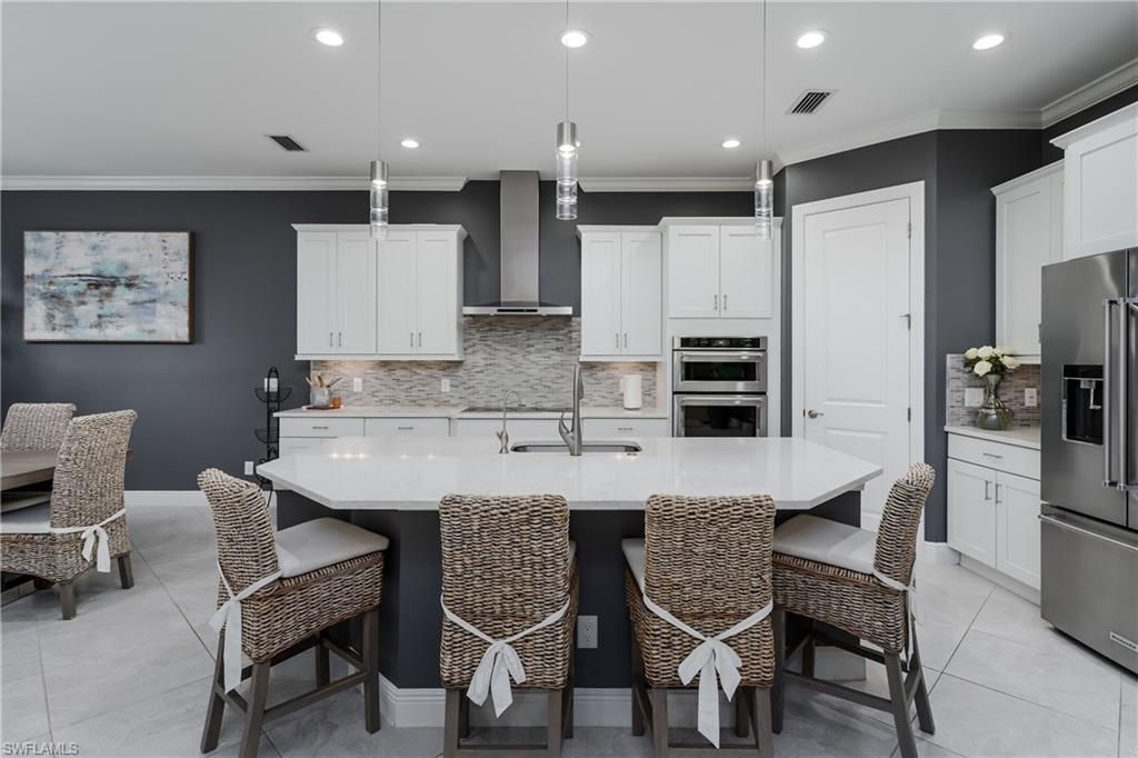 4664 Abaca Cir, Naples, FL 34119 Photo