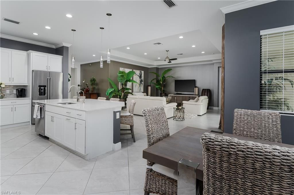 4664 Abaca Cir, Naples, FL 34119 Photo