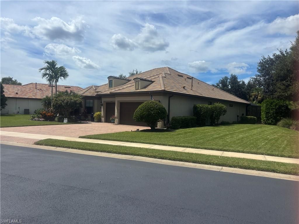 7230 Live Oak Dr, Naples, FL 34114 Photo