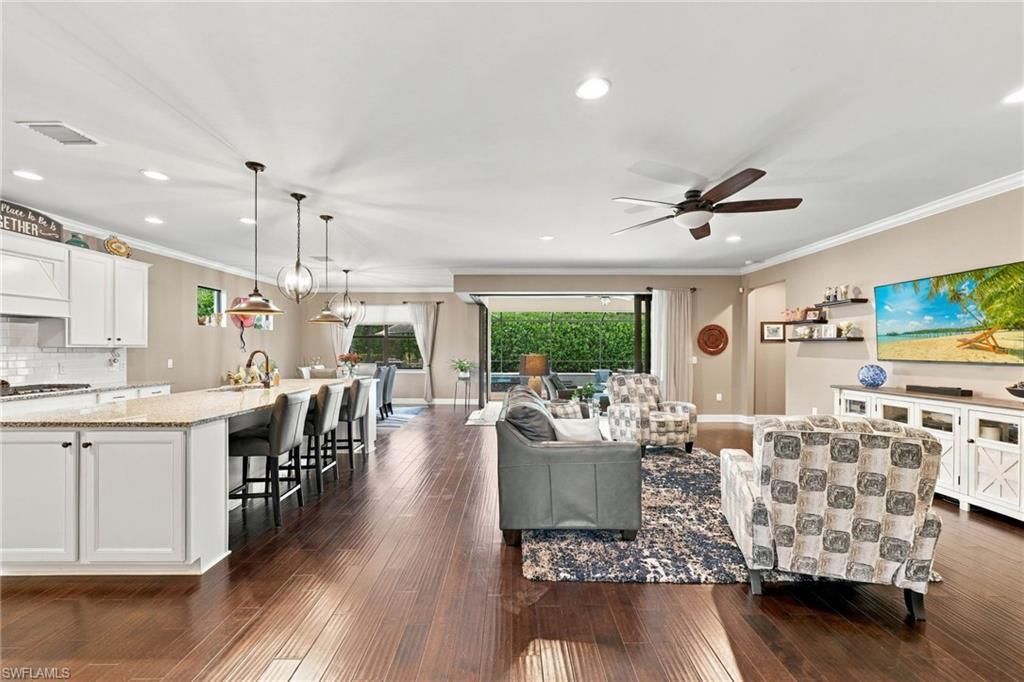 7230 Live Oak Dr, Naples, FL 34114 Photo