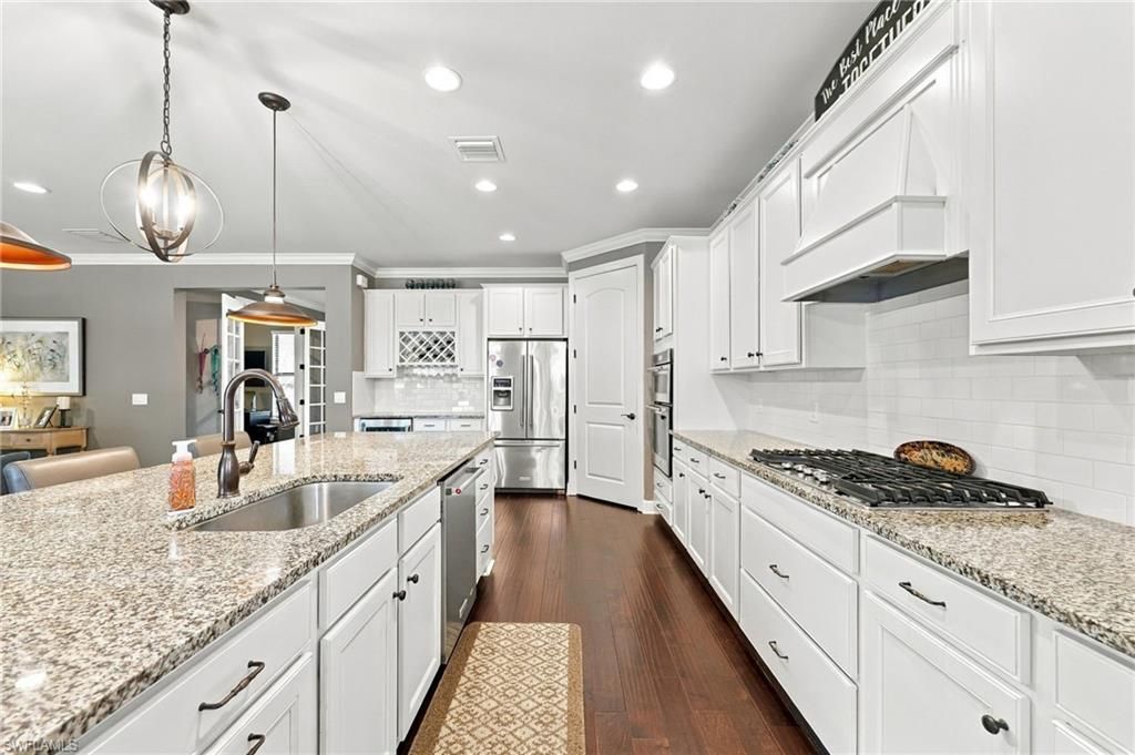 7230 Live Oak Dr, Naples, FL 34114 Photo
