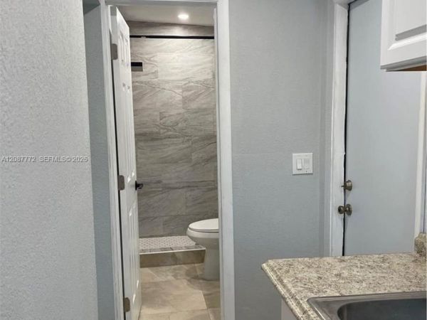 340 SW 31st Ave , Unit 1, Fort Lauderdale, FL 33312
