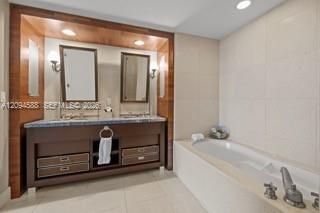 6799 Collins Ave, Unit 606, Miami Beach, FL 33141 Photo