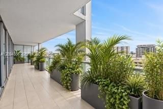 6799 Collins Ave, Unit 606, Miami Beach, FL 33141 Photo