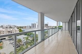 6799 Collins Ave, Unit 606, Miami Beach, FL 33141 Photo