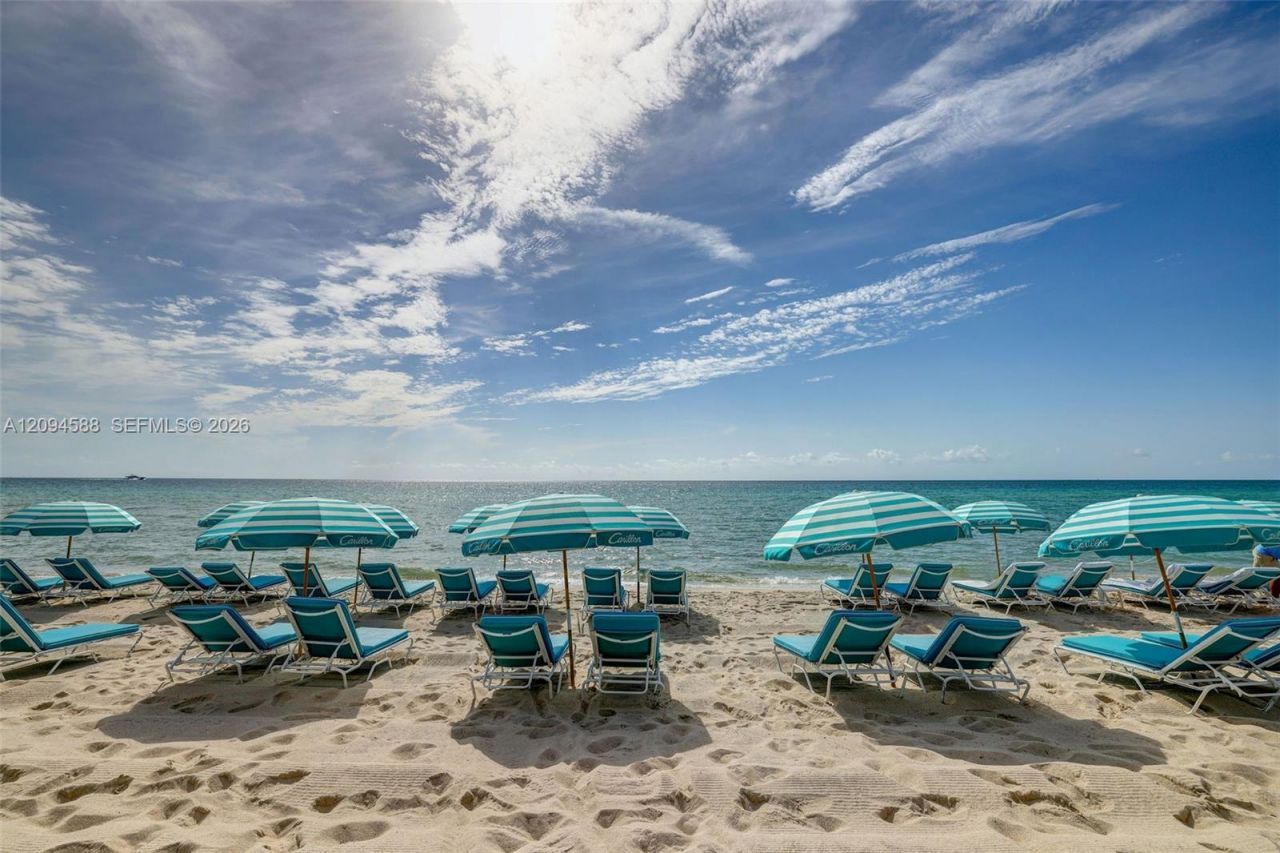 6799 Collins Ave, Unit 606, Miami Beach, FL 33141 Photo
