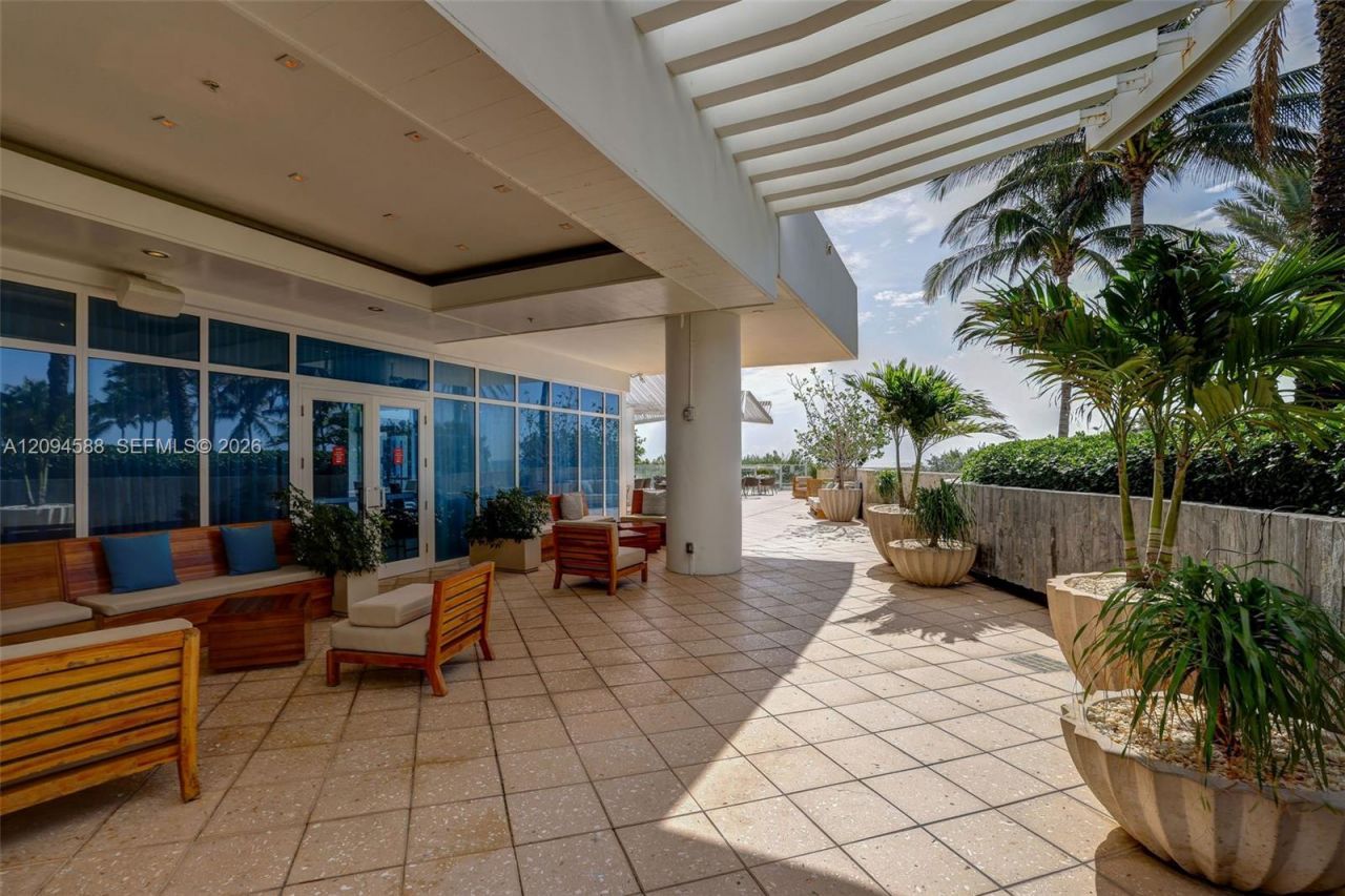 6799 Collins Ave, Unit 606, Miami Beach, FL 33141 Photo
