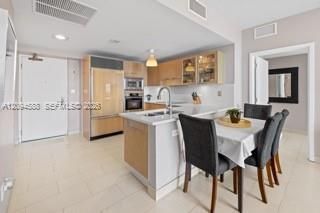 6799 Collins Ave, Unit 606, Miami Beach, FL 33141 Photo