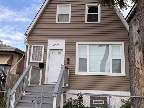 3823 W Wabansia Avenue, Chicago, IL 60647