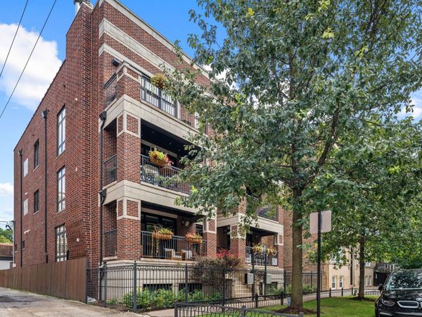 Unit 3N, Chicago, IL 60614