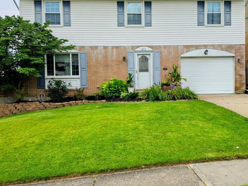 678 Lullaby Court, Delhi Township, OH 45238 Photo 2