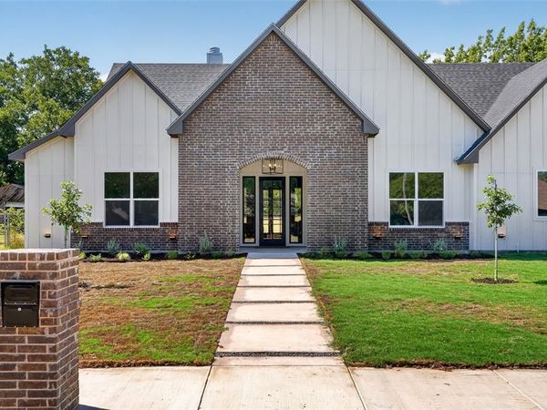 717 Easley Street, White Settlement, TX 76108