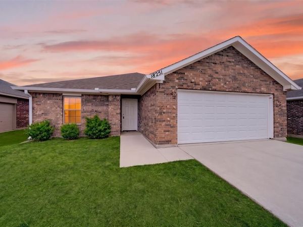 18251 County Road 4001 , Mabank, TX 75147