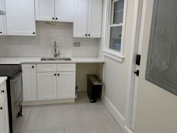 100 Fellsway E, Unit 5, Malden, MA 02148