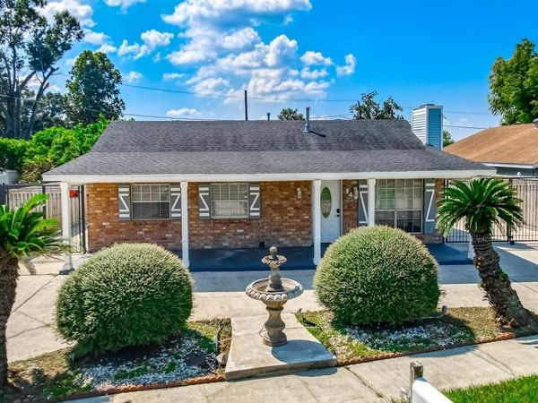 149 JULIA Drive , Avondale, LA 70094