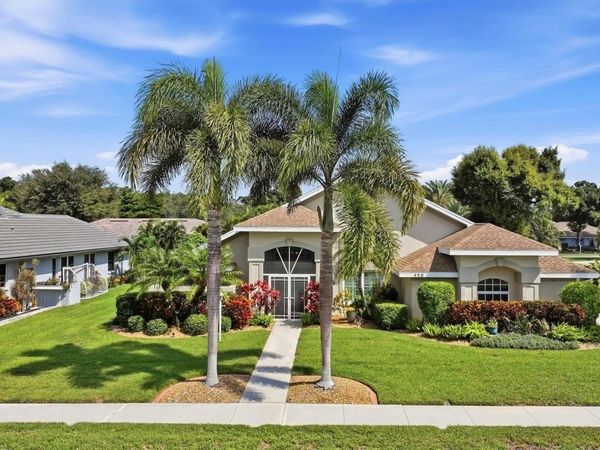 450 LAKE OF THE WOODS DRIVE , VENICE, FL 34293