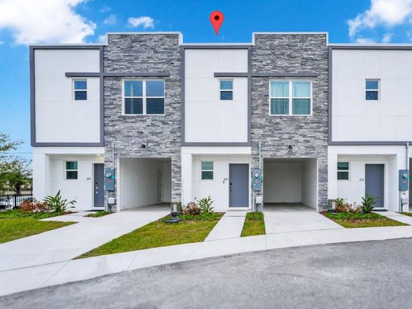620 TRIKOMO DRIVE , DAVENPORT, FL 33896