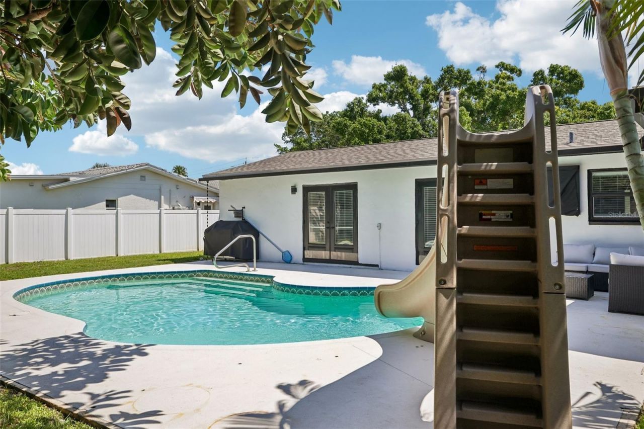 4600 Bayshore Boulevard Ne, Saint Petersburg, FL 33703 Photo