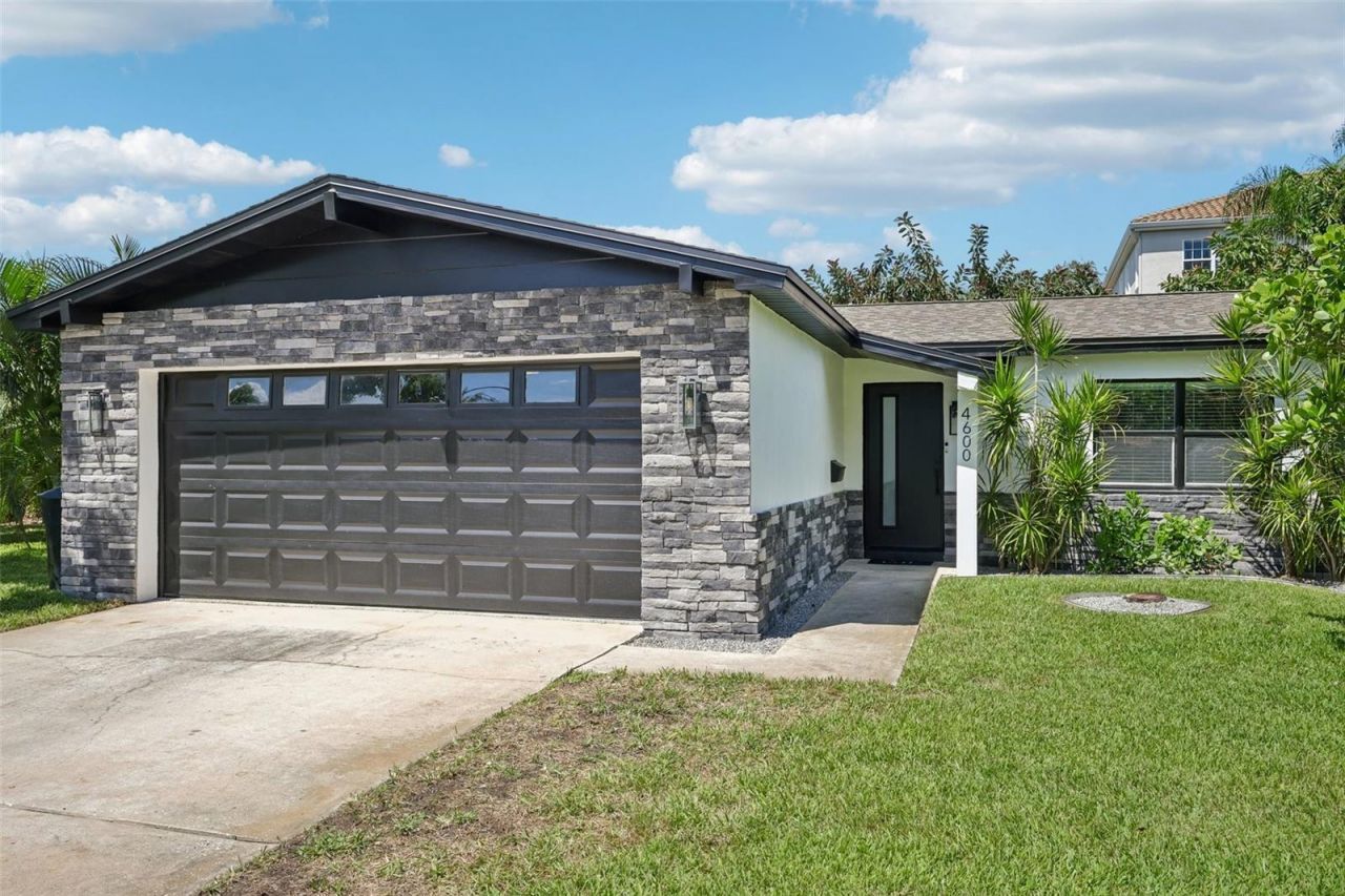 4600 Bayshore Boulevard Ne, Saint Petersburg, FL 33703 Photo