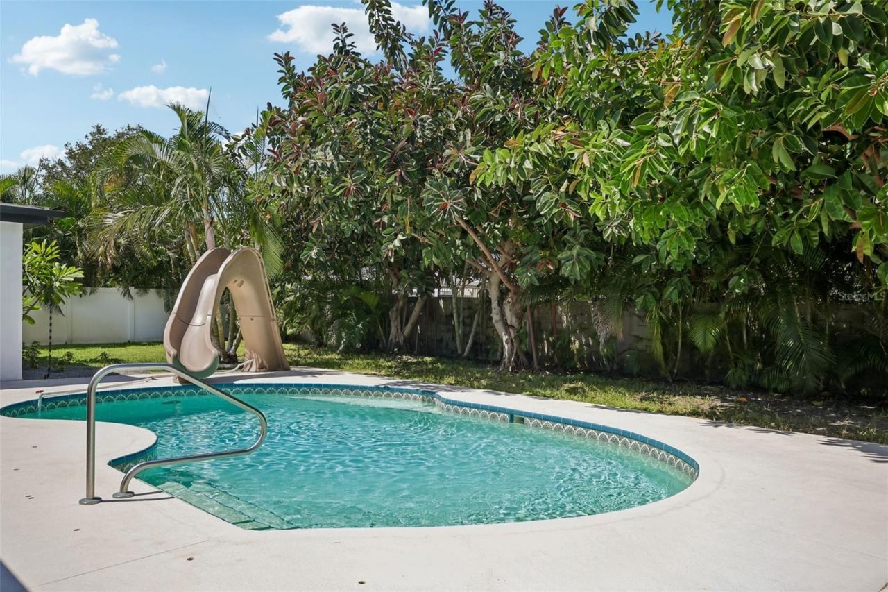 4600 Bayshore Boulevard Ne, Saint Petersburg, FL 33703 Photo