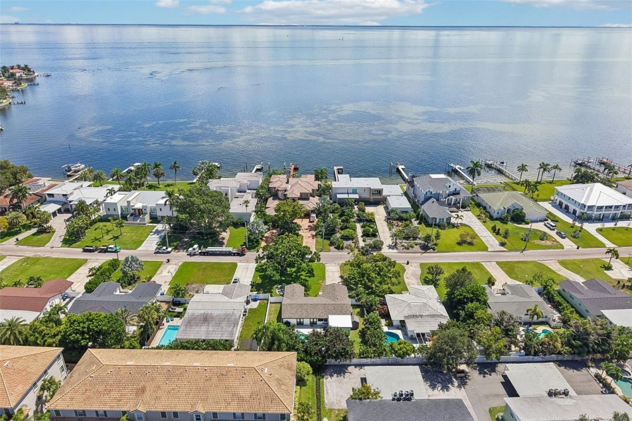 4600 Bayshore Boulevard Ne, Saint Petersburg, FL 33703 Photo