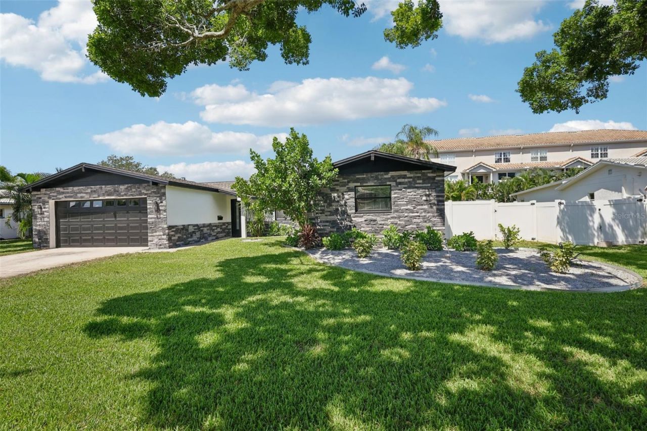 4600 Bayshore Boulevard Ne, Saint Petersburg, FL 33703 Photo