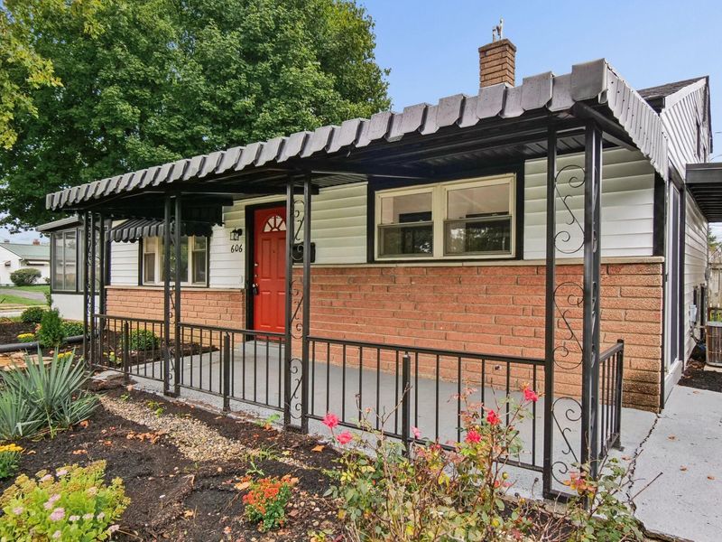 606 Scriven Avenue , Columbus, OH 43228 Photo 6