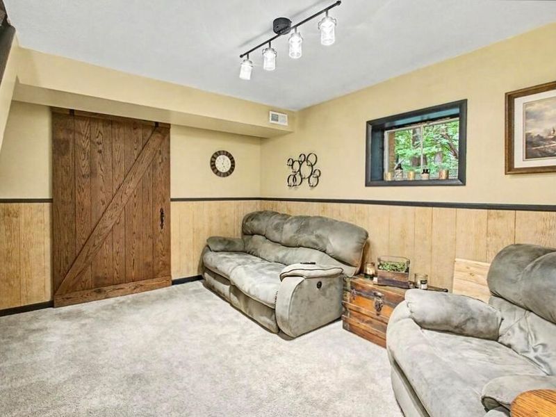 712 Crestrose Circle , Howard, OH 43028 Photo 23