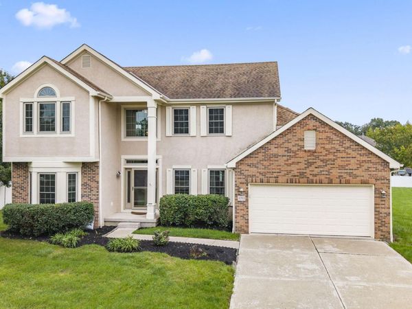4764 Glencross Court , Grove City, OH 43123
