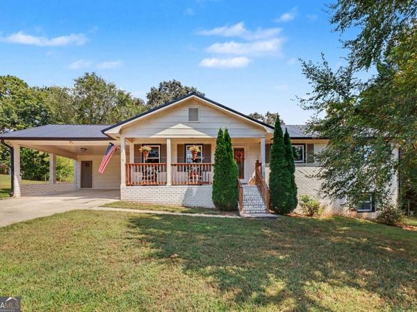 51 Rainwood Circle Drive SE, Silver Creek, GA 30173