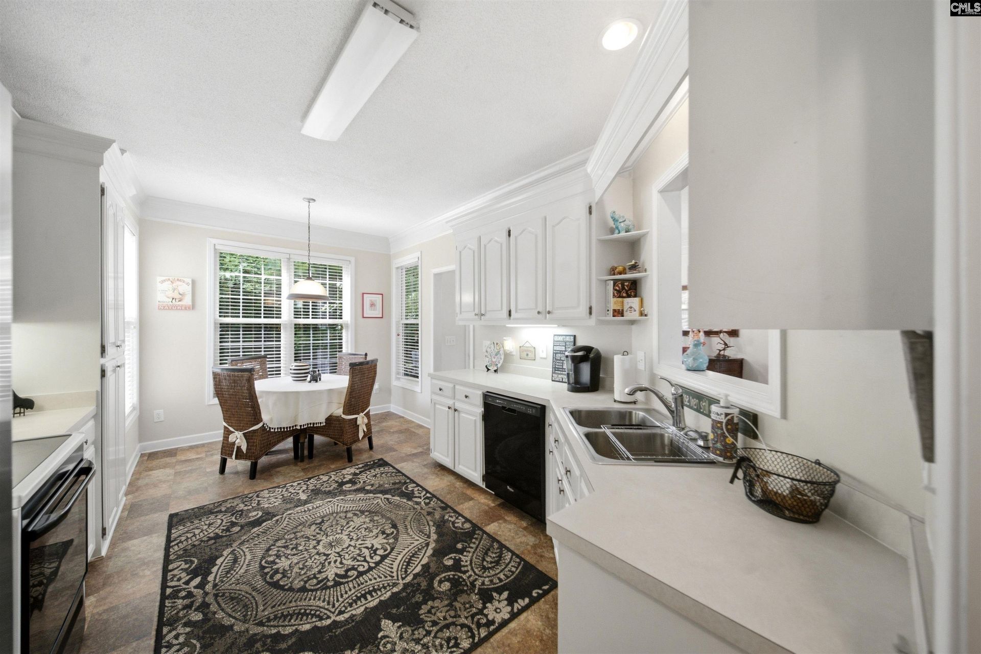 5 Avonwood Court  Photo 9