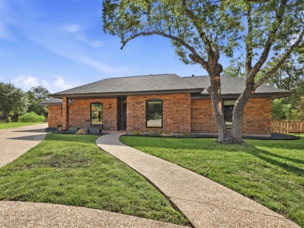 5000 Desert Oak CIR, Austin, TX 78749