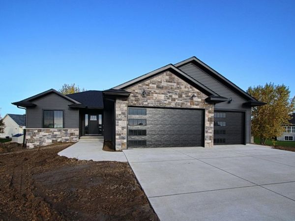 4102 Barbaro Avenue , Iowa City, IA 52240
