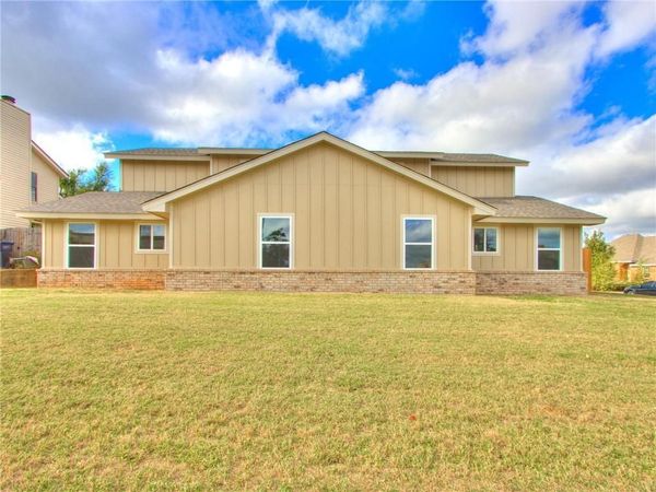 6719 Lyrewood Lane, Oklahoma City, OK 73132