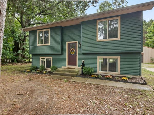 4948 Red Oaks Drive, Traverse City, MI 49685