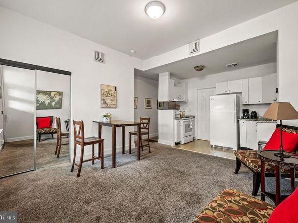 468 E WALNUT LANE , PHILADELPHIA, PA 19144