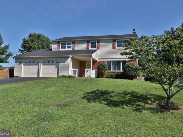 809 HARTLEY PLACE, LANSDALE, PA 19446