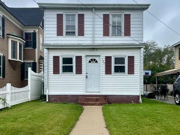 132 S MAIN STREET, ELMER, NJ 08318