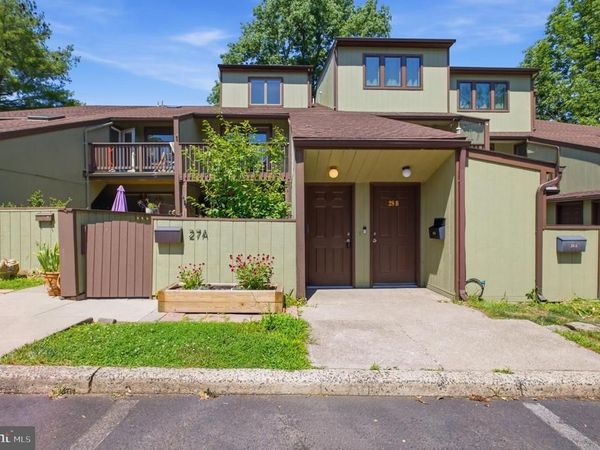 27 B DARIEN , Unit 27B, NEW HOPE, PA 18938