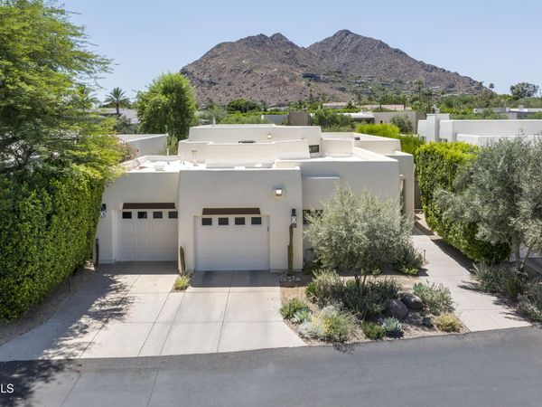 5101 N CASA BLANCA Drive, Unit 305, Paradise Valley, AZ 85253