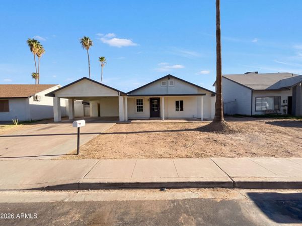 4253 E VINEYARD Road, Phoenix, AZ 85042