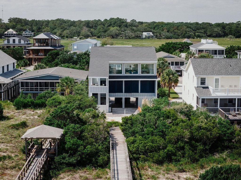Cabaniss Ln. Photo 9