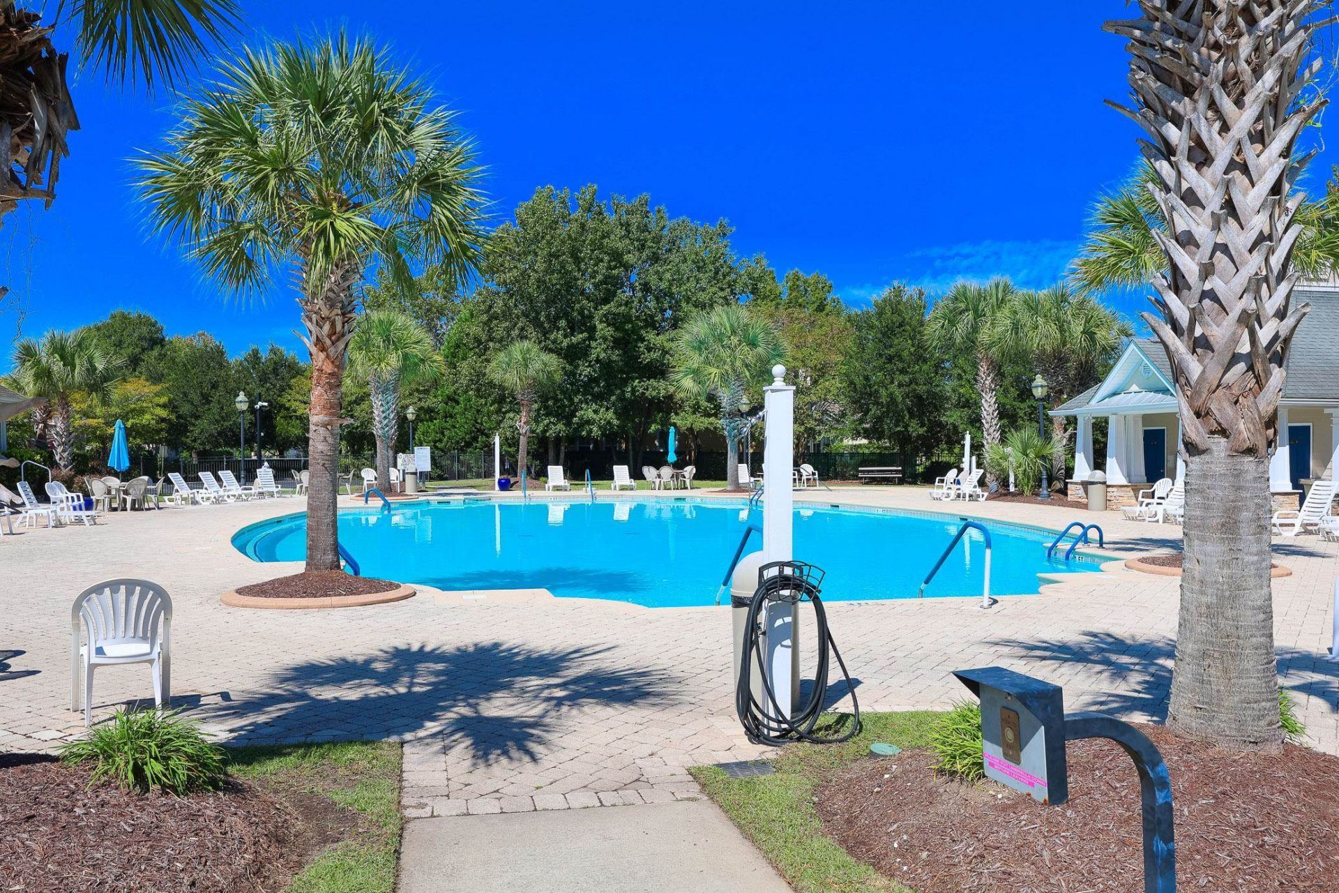 418 Coral Harbor Dr. Photo 32