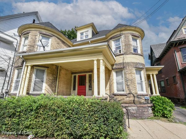 93 Academy Street, Wilkes-Barre, PA 18702