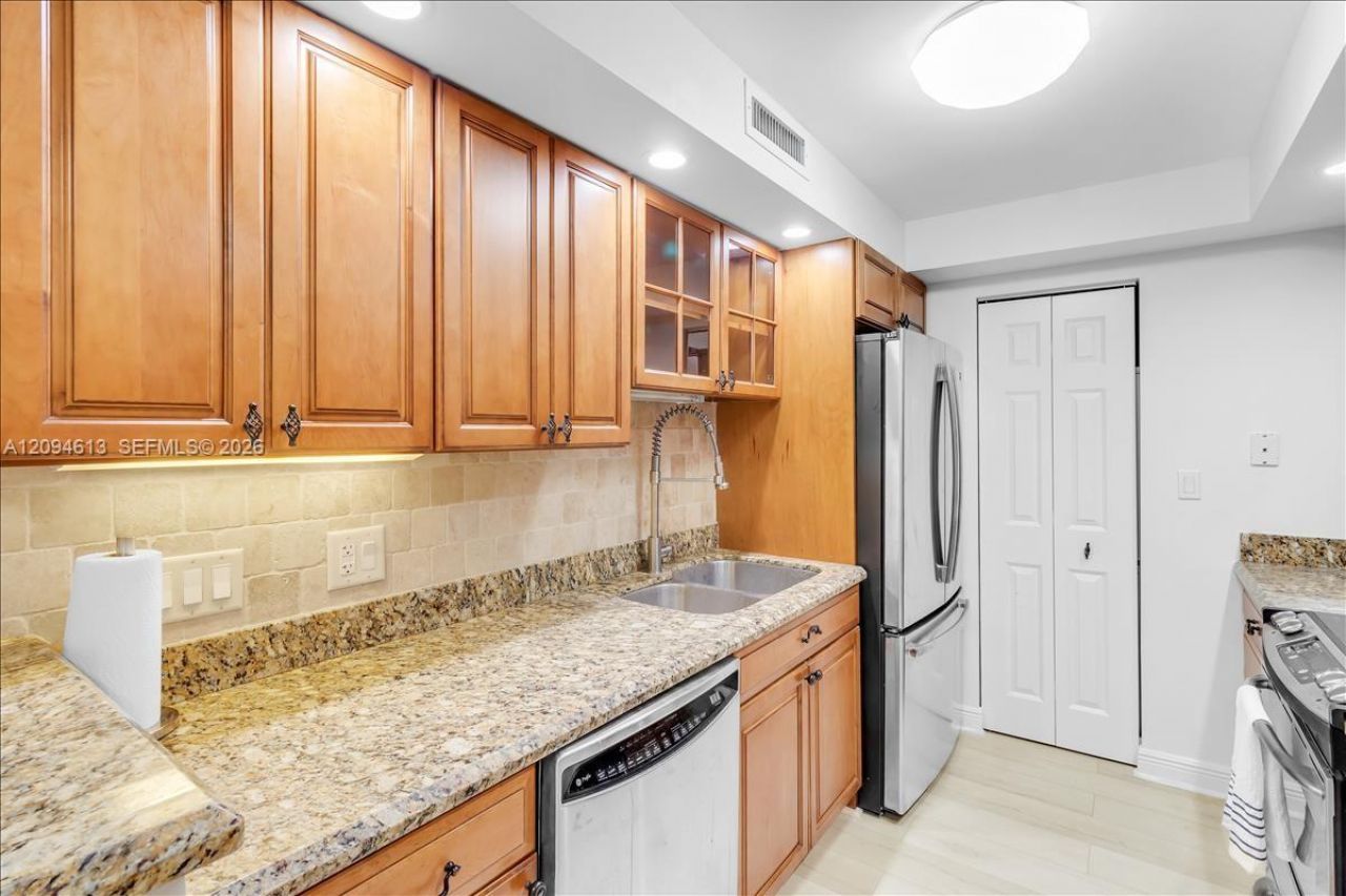 3000 N Ocean Dr , Unit 3B, Singer Island, FL 33404 Photo