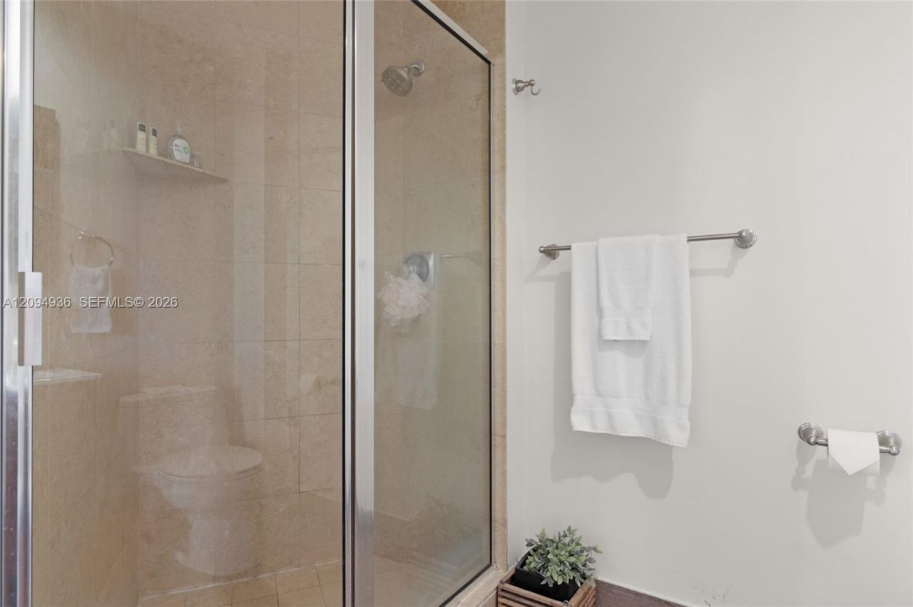848 Brickell Key Dr , Unit 3905, Miami, FL 33131 Photo