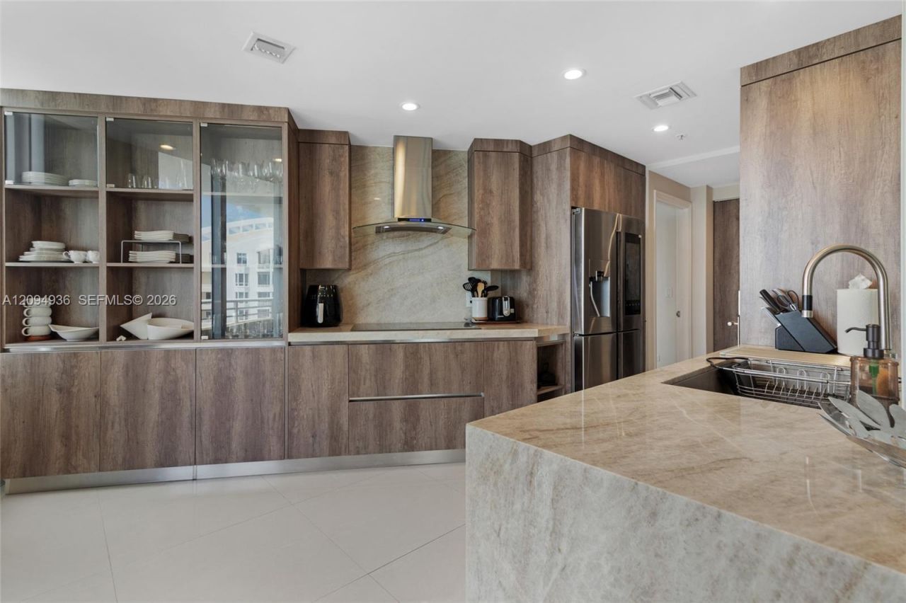 848 Brickell Key Dr , Unit 3905, Miami, FL 33131 Photo