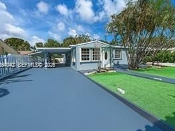307 SW 15th St , Fort Lauderdale, FL 33315
